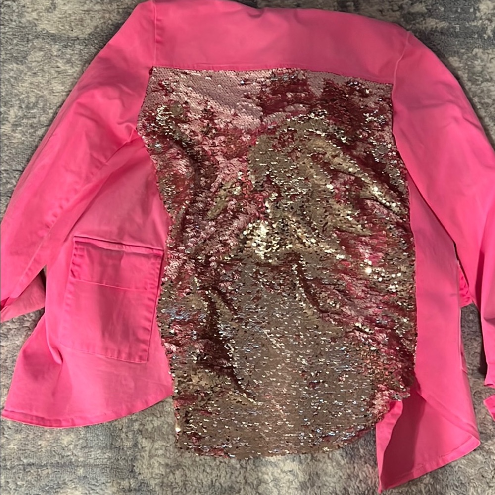 Pink jacket free for humanity